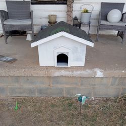 Dog House 