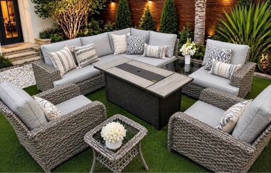 Brand new patio outdoor furniture set
