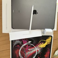 12.9 iPad Pro Cellular + WiFi + Apple Pencil 2 + Original Accessories + Packaging LIKE NEW