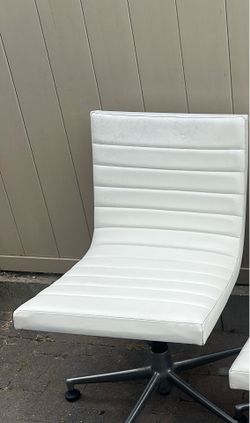 Computer chair