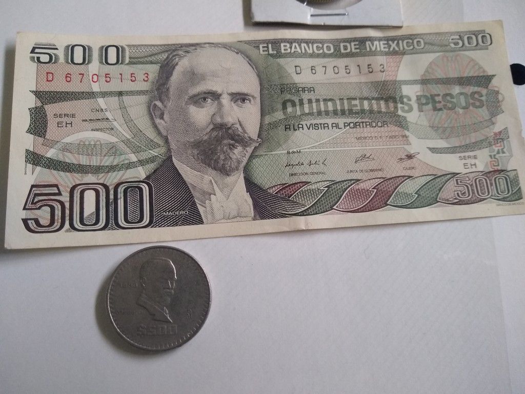 Mexican Bill And Coin 500 Pesos