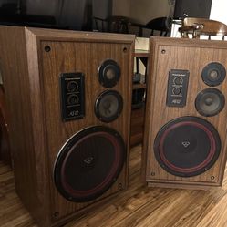 Cerwin Vega Speaker AT-12