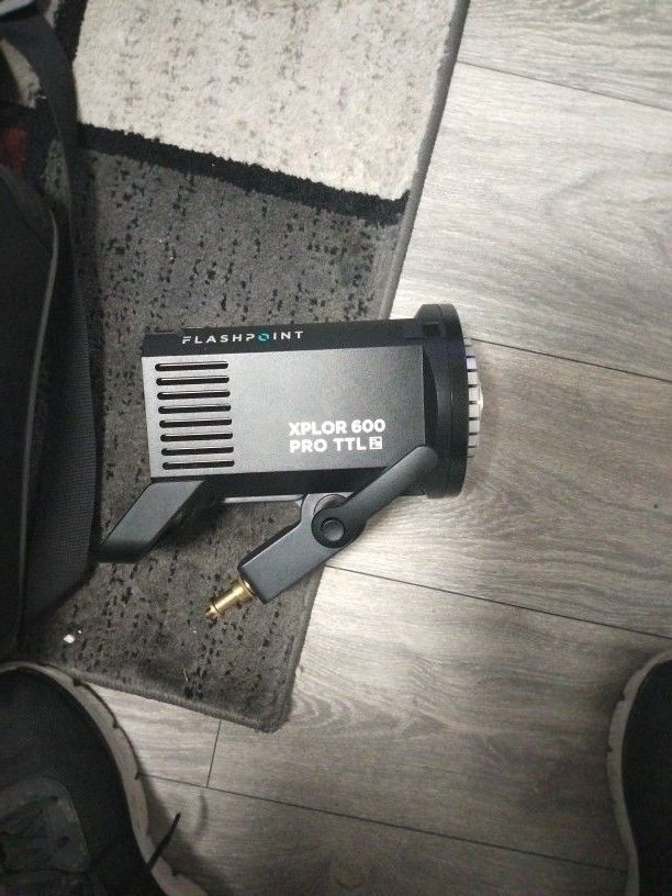 XPLOR 600 PRO TTL R2 by Flashpoint