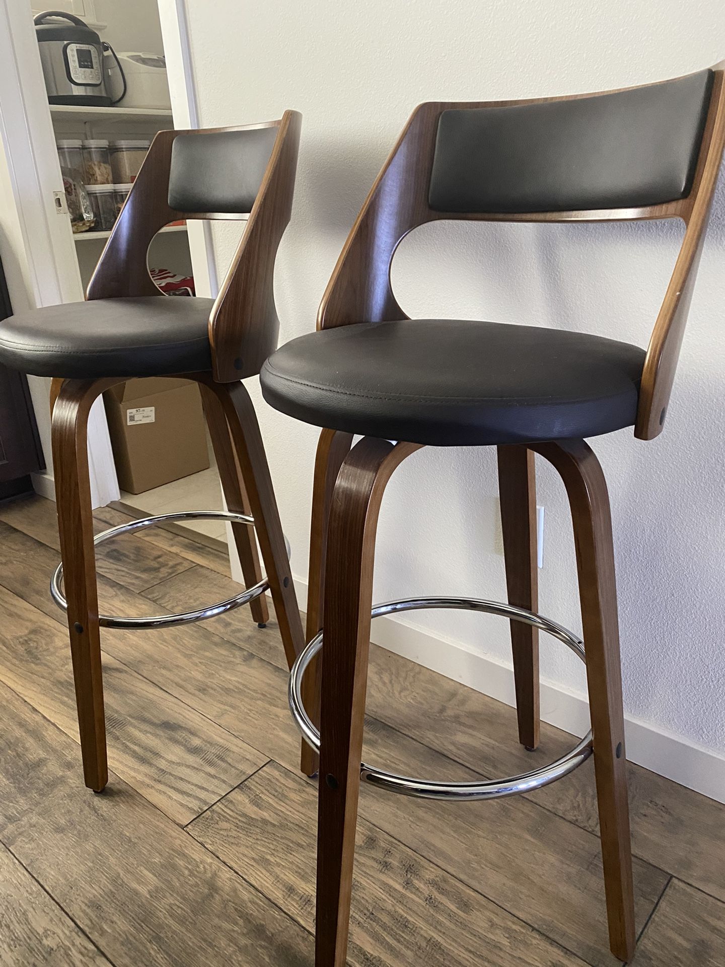 Bar Stools For 2
