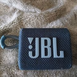 JBL GO3