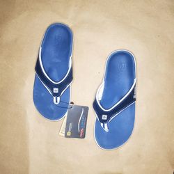 NWT Spenco Women’s Blue Flip- Flops Size: 7