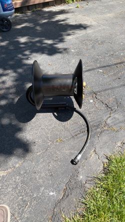 100 foot Pressure washer hose reel