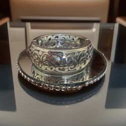 Brighton Wide Bangle Bracelet Spring Hinged Magnetic Close Silver