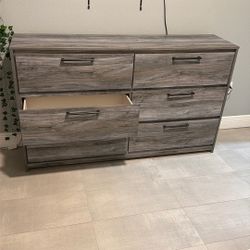 Modern Gray Wood 6-Drawer Dresser – ($500)