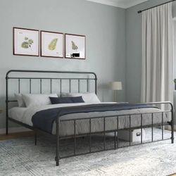 King Metal Bed Frame 