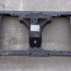 1998 98 1999 99 2000 00 - 2004 04 Chevy S10 GMC Sonoma Blazer Radiator Core Support 