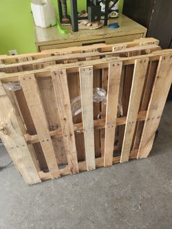 Wood Pallets 48x40