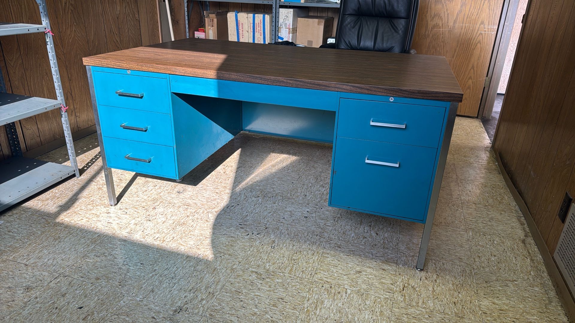 Vintage All-Steel Tanker Desk - Very Good Condition! Turquoise 