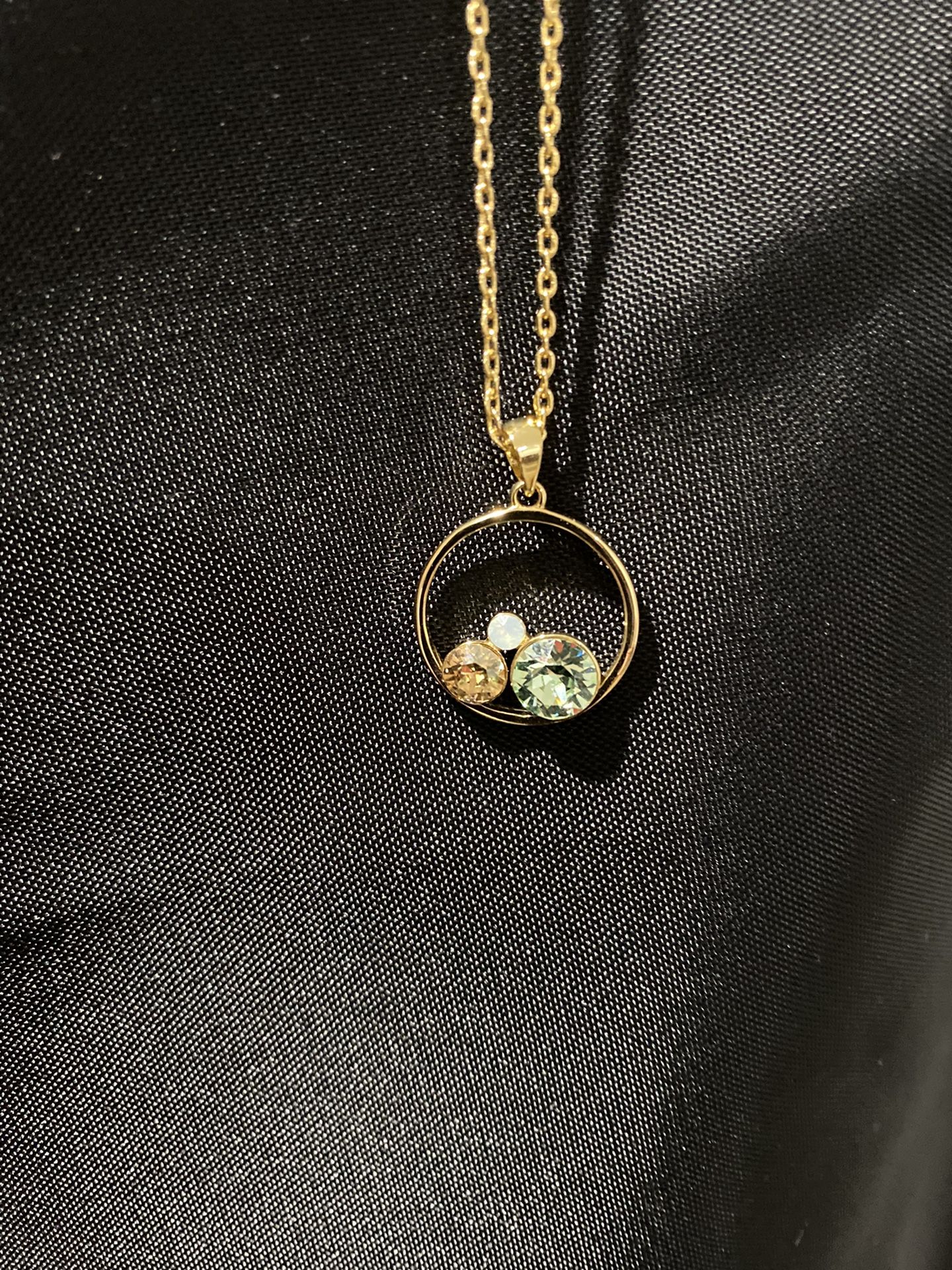 New. Swarovski Crystal Elements pendant