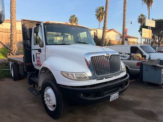 2015 international flat bed truck