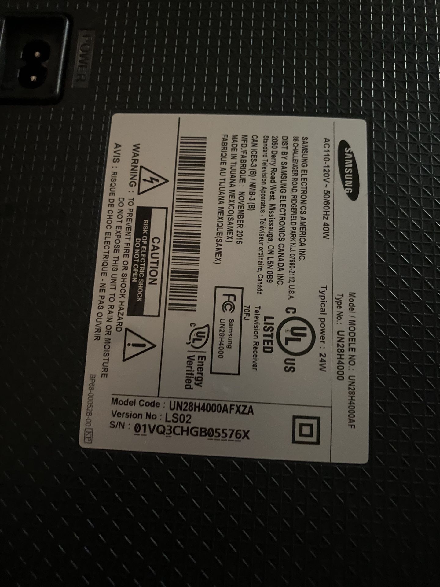 TV LED SAMSUNG 28” with Remote (not Smart TV)