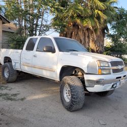 2004 Chevy Silverado 
