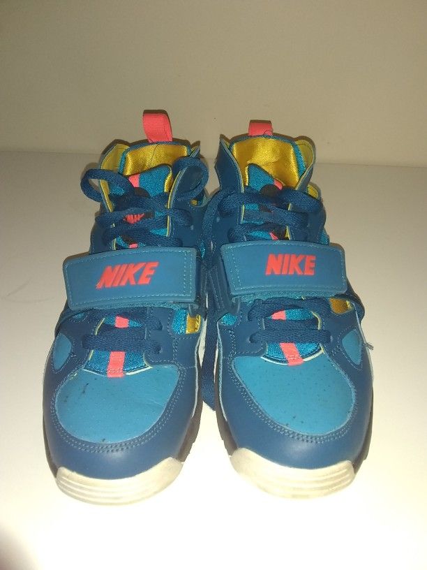 Nike air trainer hurache green abyss/blue lagoon. Size 5.5 kids
