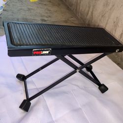 Guitar foot stand