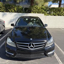 2014 Mercedes c250 Luxury Sedan 