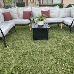 Brand New Patio Set