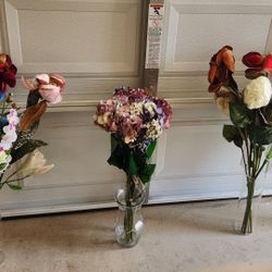 Each Bundle Is $15 Each, Fake bouquet Of Flowers containing several types of flowers With Vase