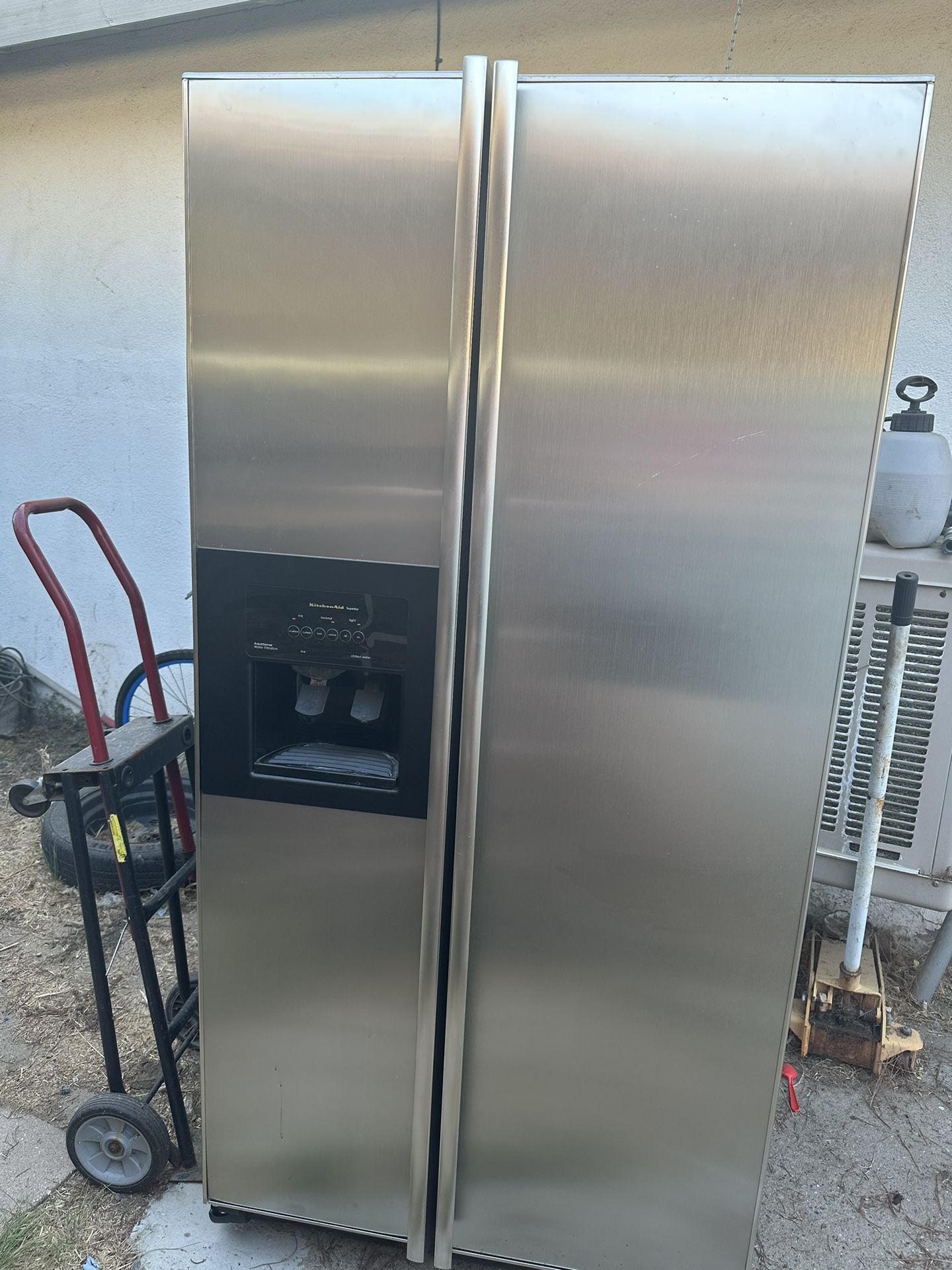Kitchenaid Fridge with ice machine