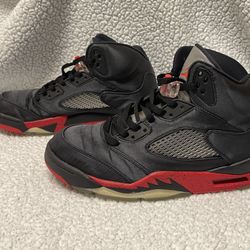 Air Jordan V Retro “5” 