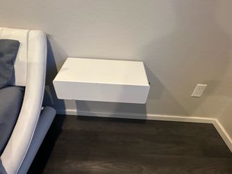 Modern White Floating Nightstands / Wall-Mounted Side Tables – Pair