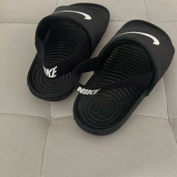 Nike Slides 8c