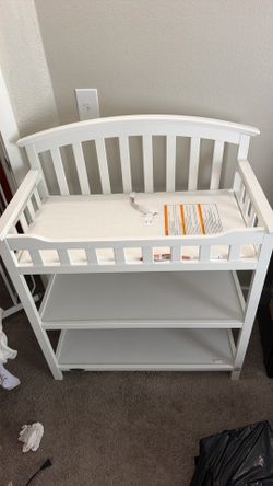 Graco Changing Table