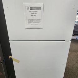 21.9 cu. ft. Top Freezer Refrigerator in White. Garage Ready