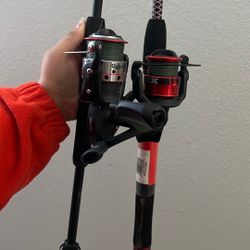 2 Fishing Rods 