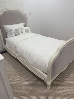  Restoration hardware  marceline upholstered twin size bed