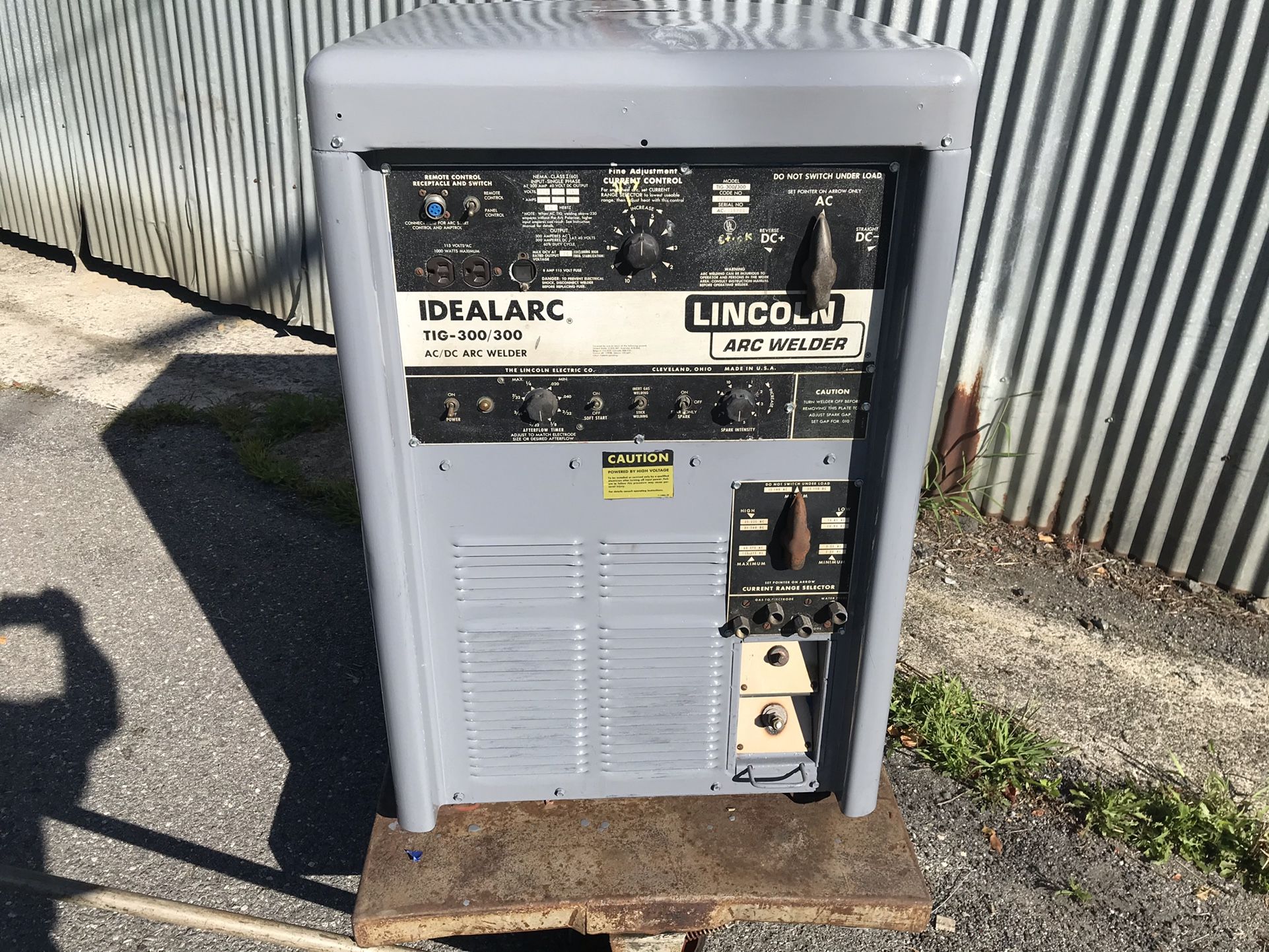 Lincoln Stick And Tig Welder 350 amp