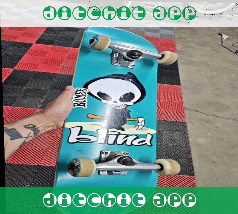 herself Mrs Brand-New Longboard – Fast and Smooth Ride for Every Skater