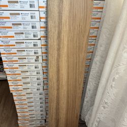 Lifeproof Lakeside Hill Oak 22 MIL Click Lock Waterproof Luxury Vinyl Plank Flooring (20.1 sq. ft./c