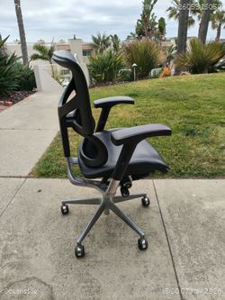 CHEAP X-Tech Executive Leather Executive Office Chair $1649 Retail