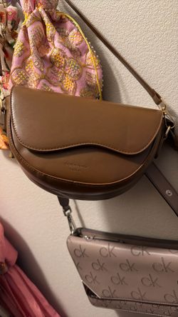 Sling bag