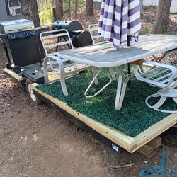 Mobile patio deck on wheels