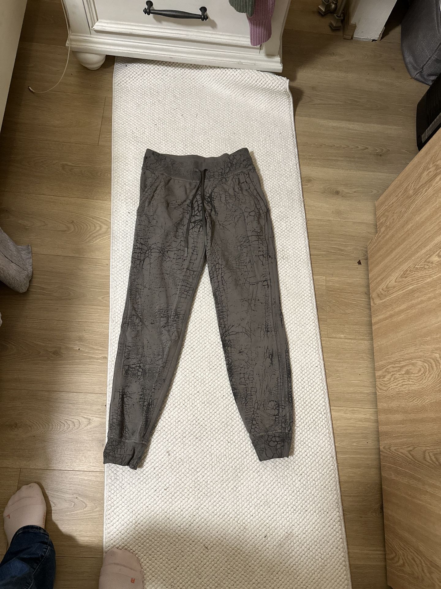 Lululemon Joggers 