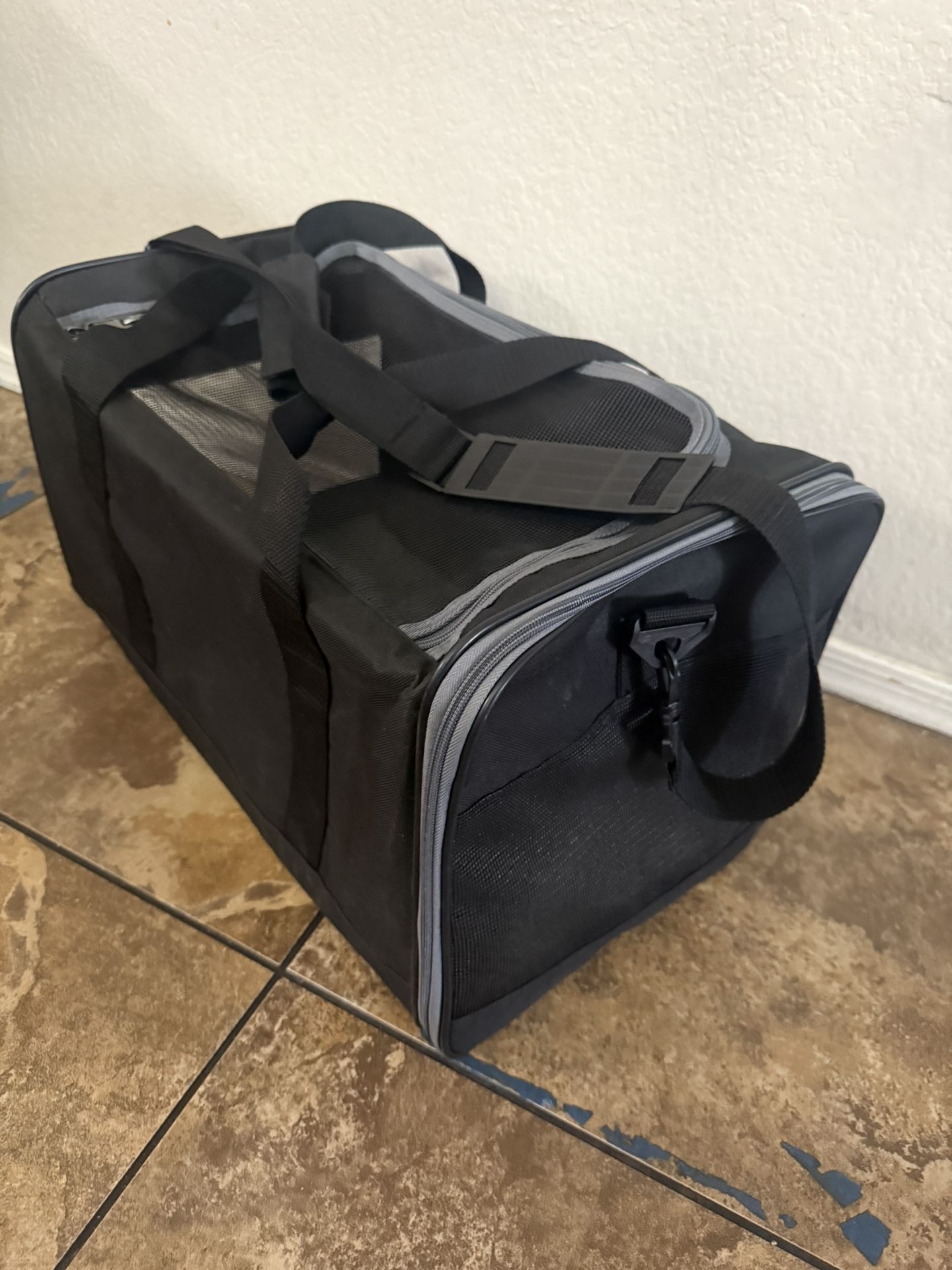 Sherpa Black Essential Soft Sided Pet Carrier for Cats & Dogs, Large