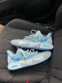 Anta Kyrie Irving “Klay Thompson” colorway