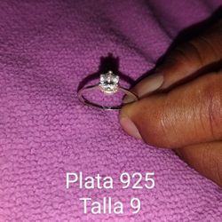 Bonito Anillo De Plata 
