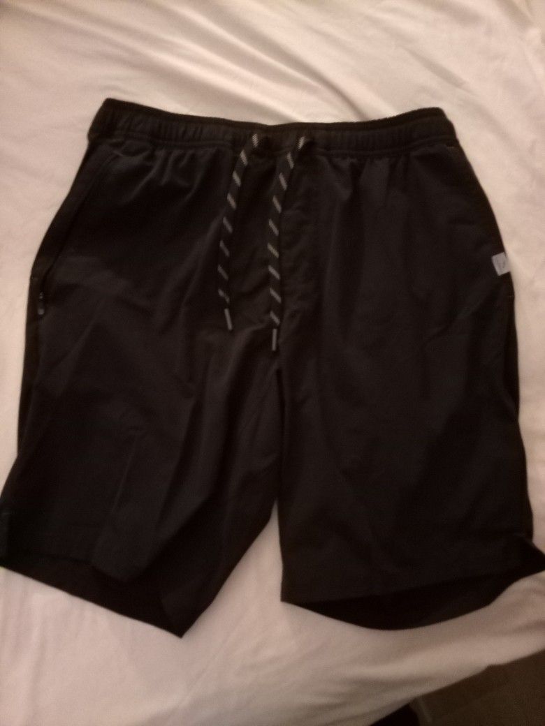 Barely Used L.L.Bean Shorts (Men's Size Medium)
