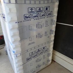 Frigidaire  REFRIGERATOR 