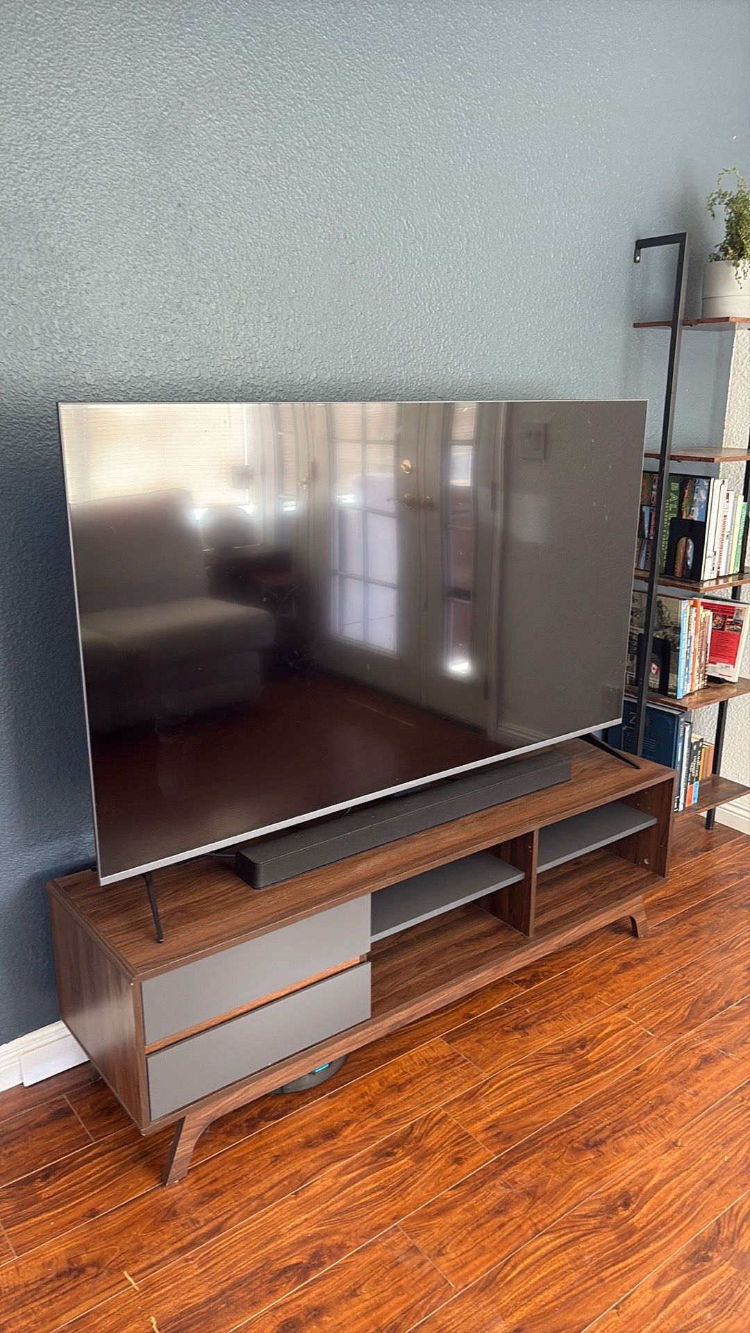 Used Roku Tv 65