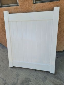 White gate