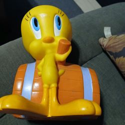 1992 Tweety Bird Bank Excellent Condition 