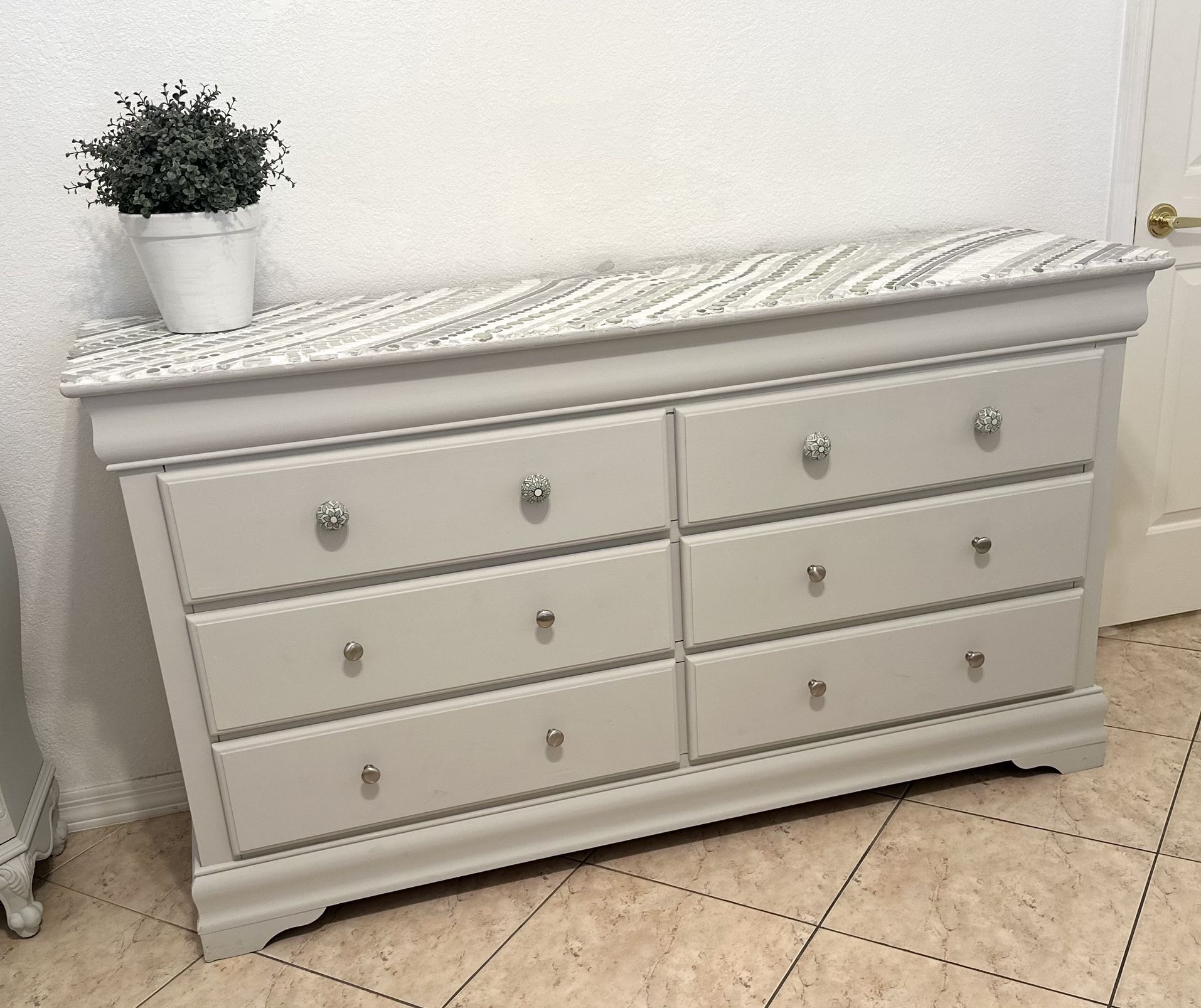 Mosaic Pastel Grey 6 Drawer Dresser